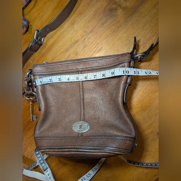 Fossil Purse Cross Body - Picture 4 of 14